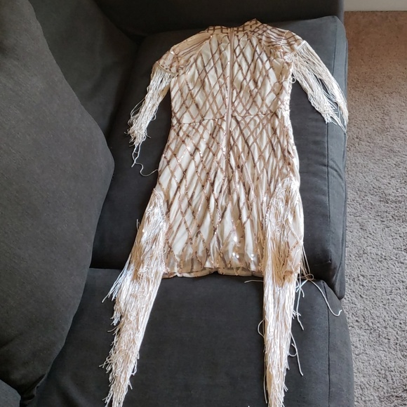 Dress - Picture 4 of 4